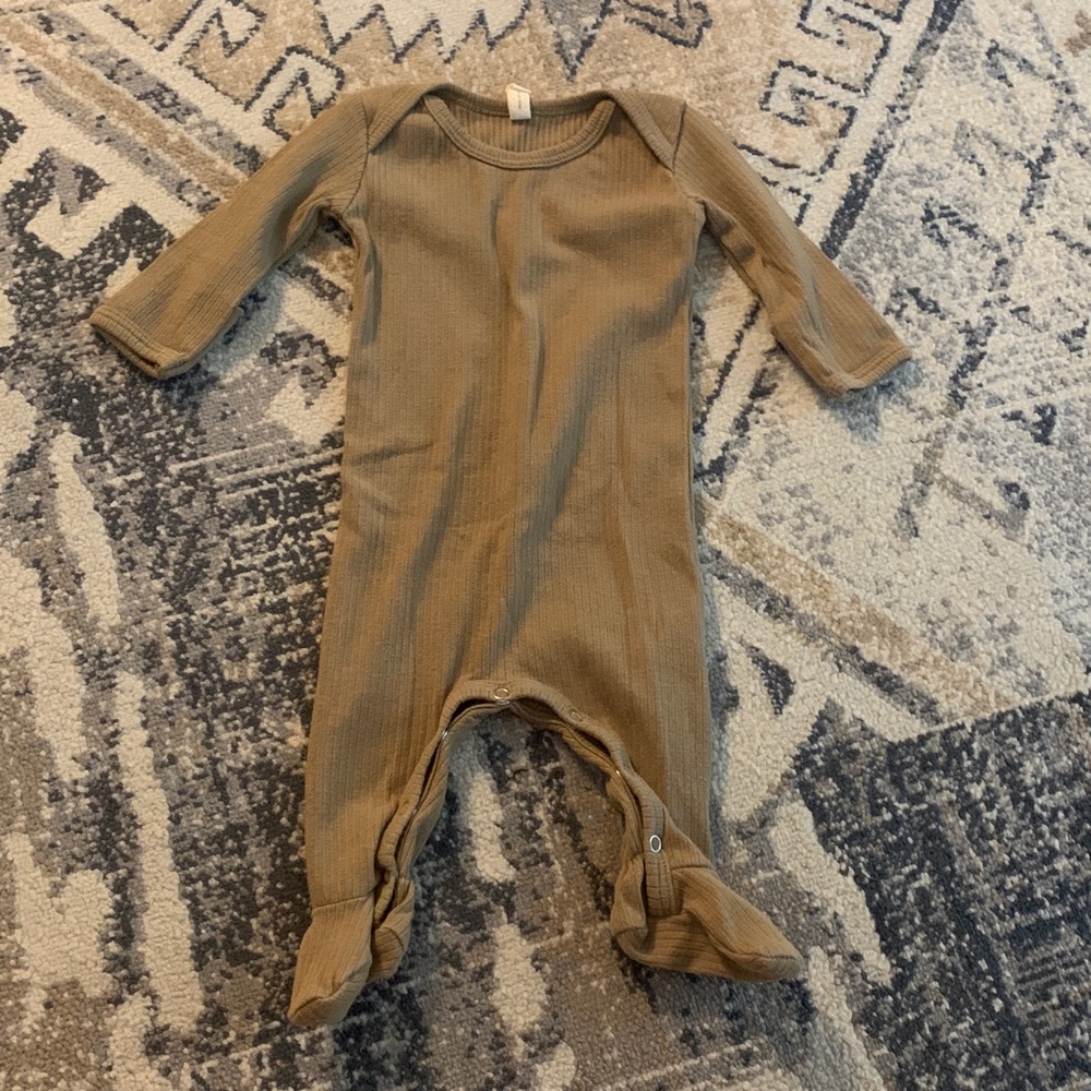 Quincy Mae Ribbed Footie